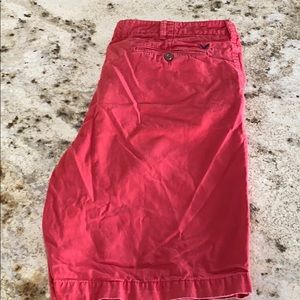 American Eagle men’s cargo shorts.